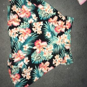 Vs pink small tropical skirt euc